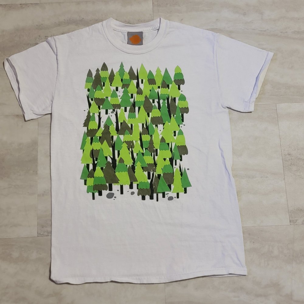 Super Superficial UK Brand Tree Graphic White T-Shirt Small